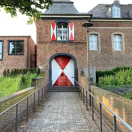 Hotel Burg 4*