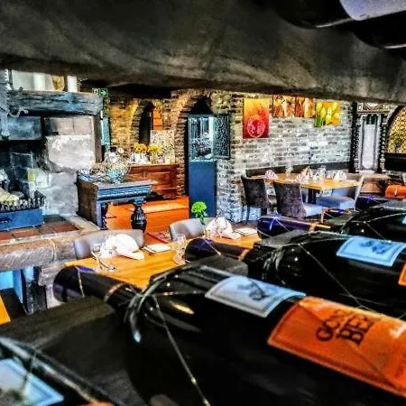 Burg Hotel Wassenberg